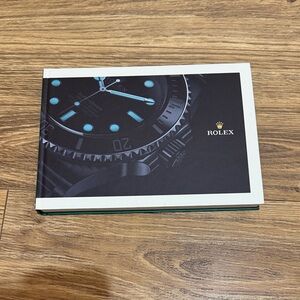 Rolex Black and Gold Watch book 2020-2021